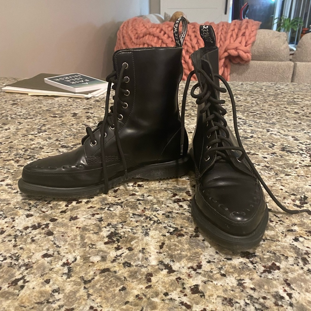 Dr. Martens Geordin boot punk-inspired details - Picture 7 of 16